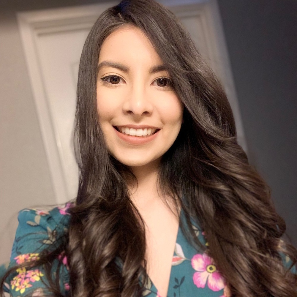 Meet Your Posher, Ana!